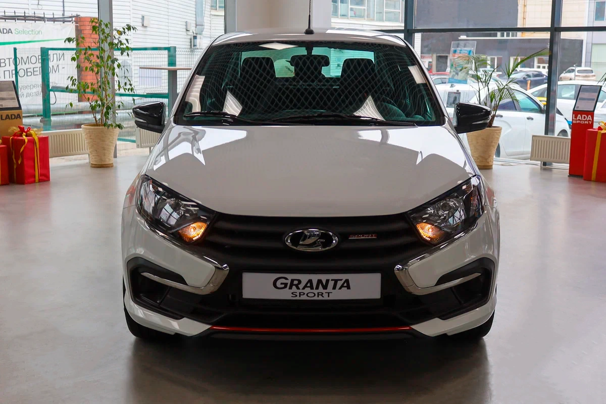 Автомобили Lada Granta Sport Седан по сниженной цене