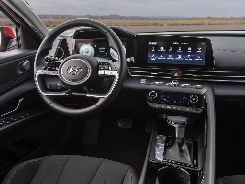 Hyundai Elantra - Изображение №17