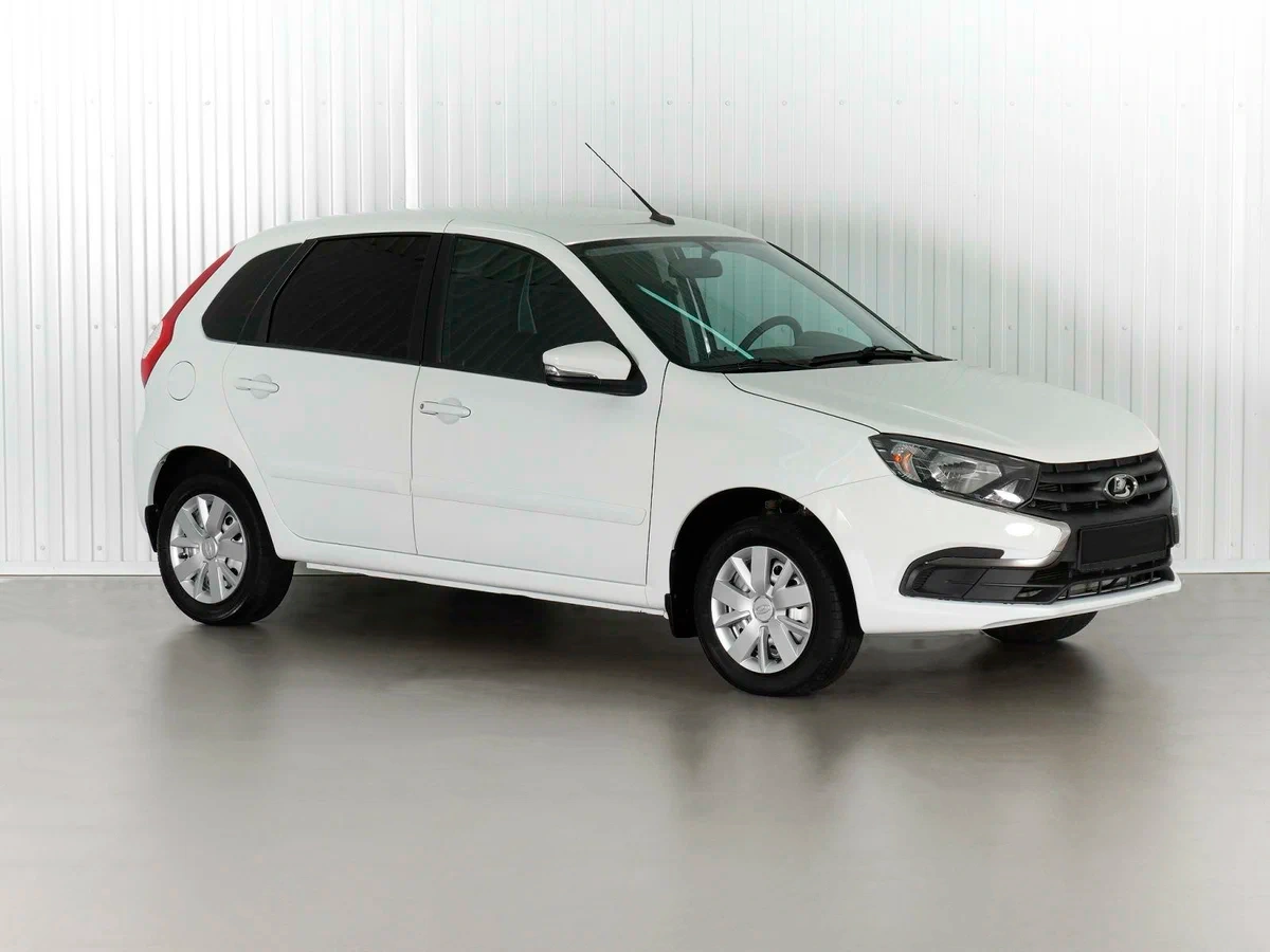 Купить Lada Granta Хэтчбек в Тюмени