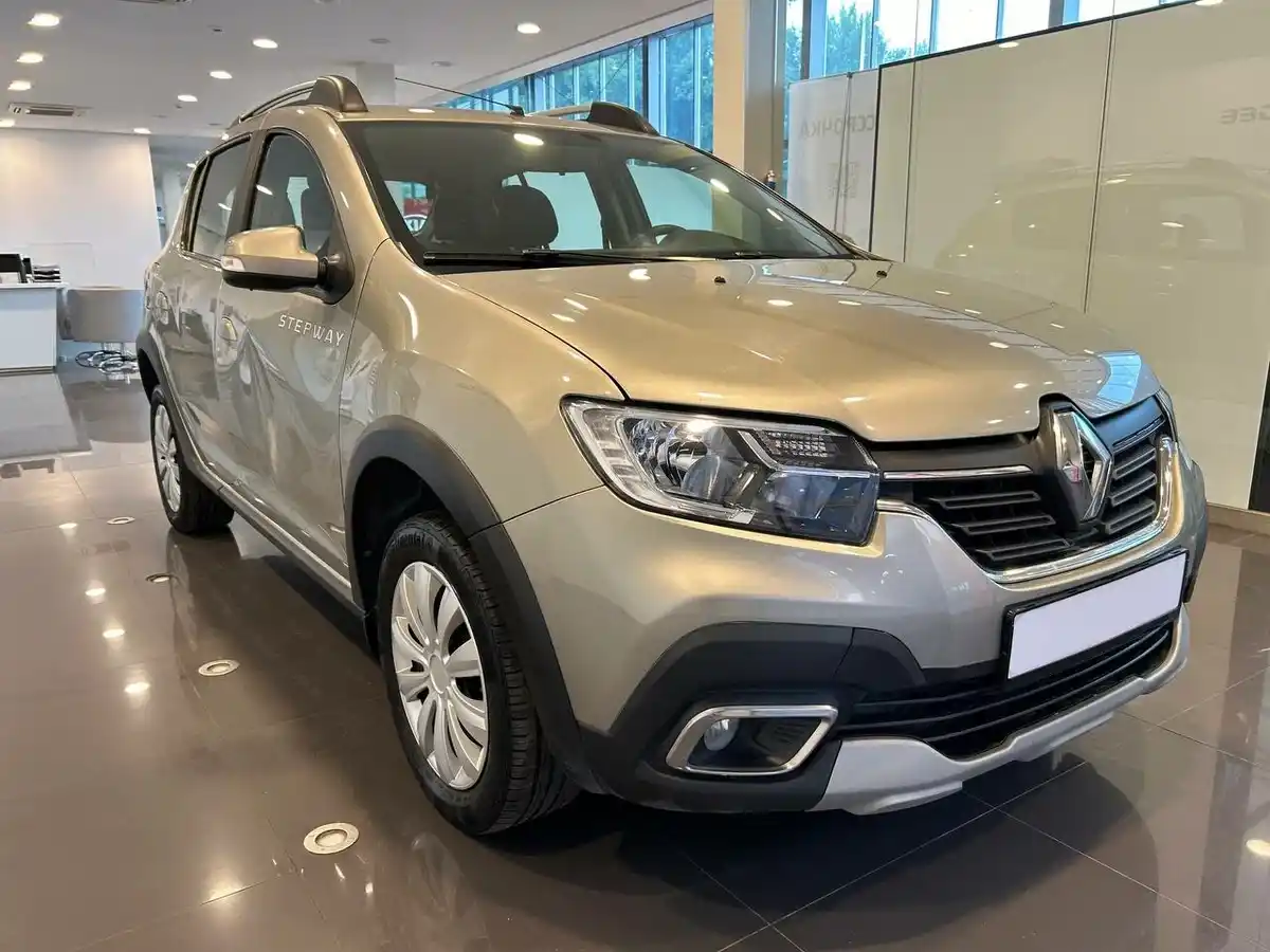Новый авто Renault Sandero Stepway в кредит