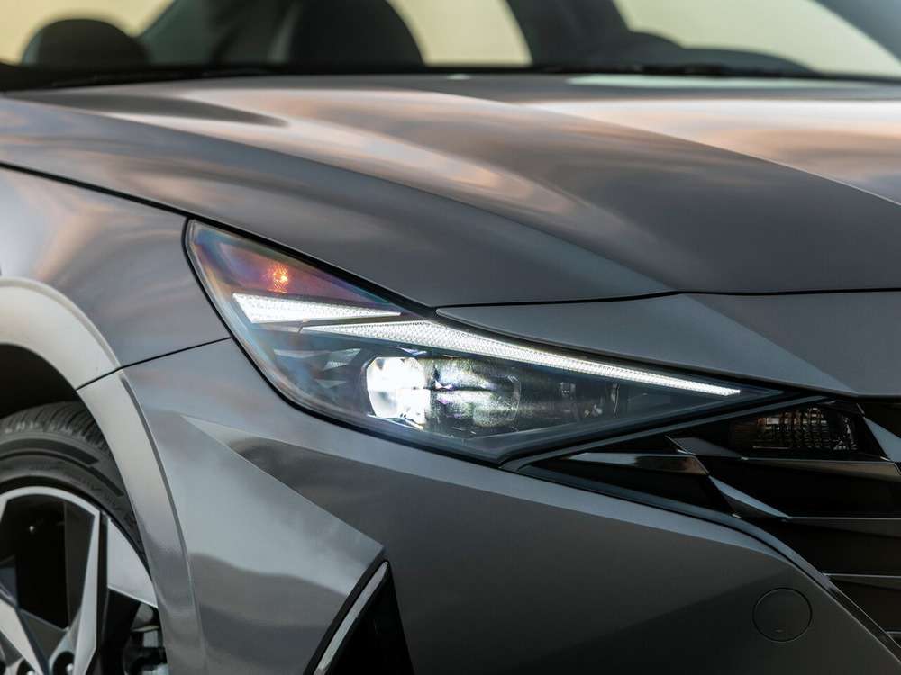 Hyundai Elantra - Изображение №14