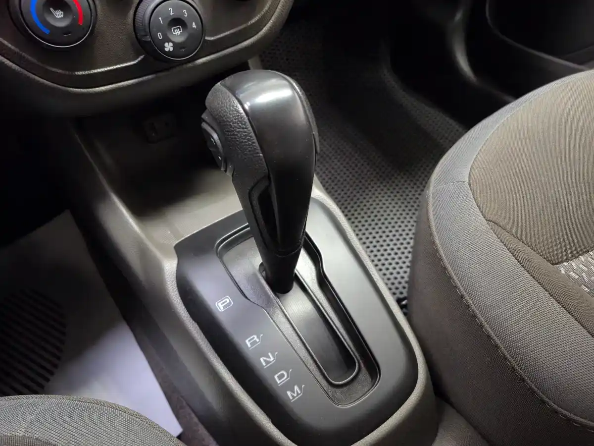 Chevrolet Cobalt - Изображение №19