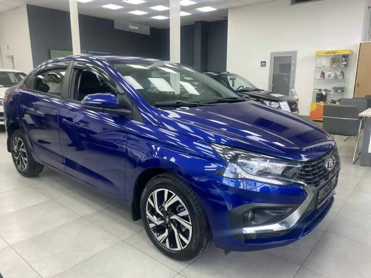 Купить Lada Iskra Седан в Тюмени