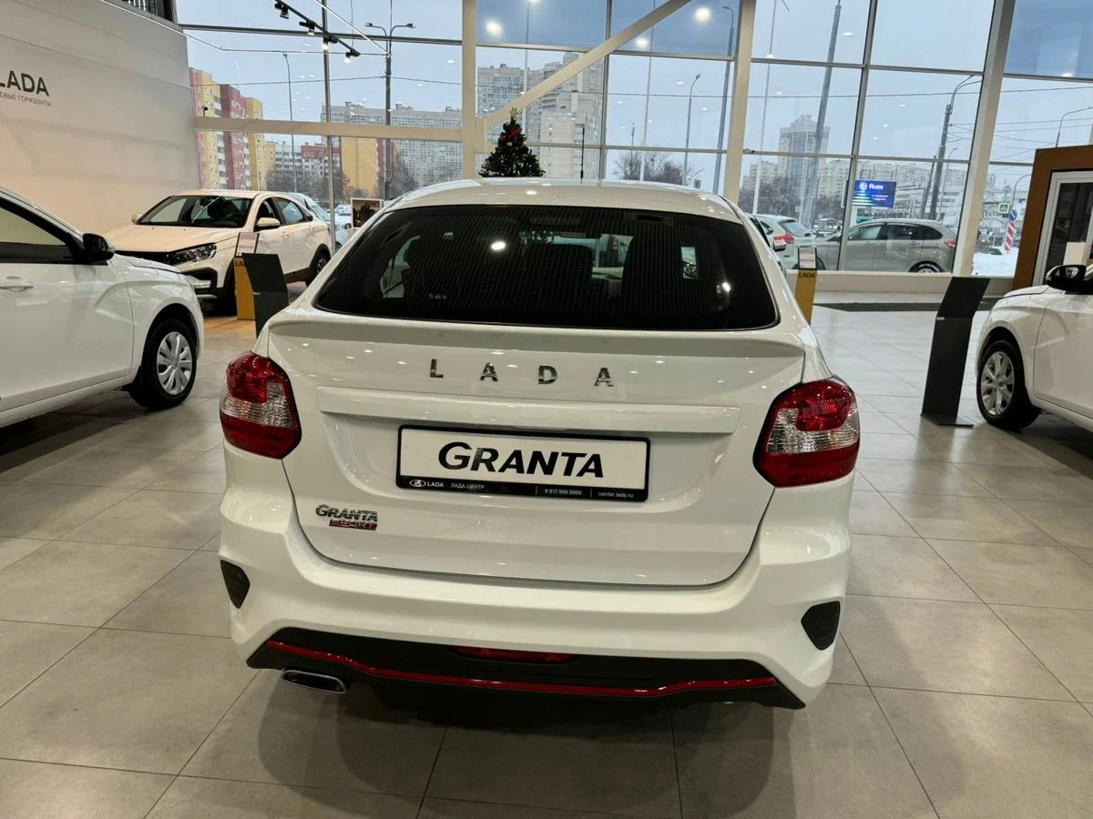 Lada Granta Sport Лифтбек - Изображение №4