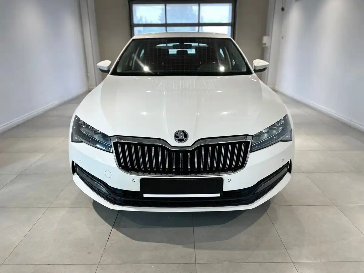 Автомобили Skoda Superb по сниженной цене