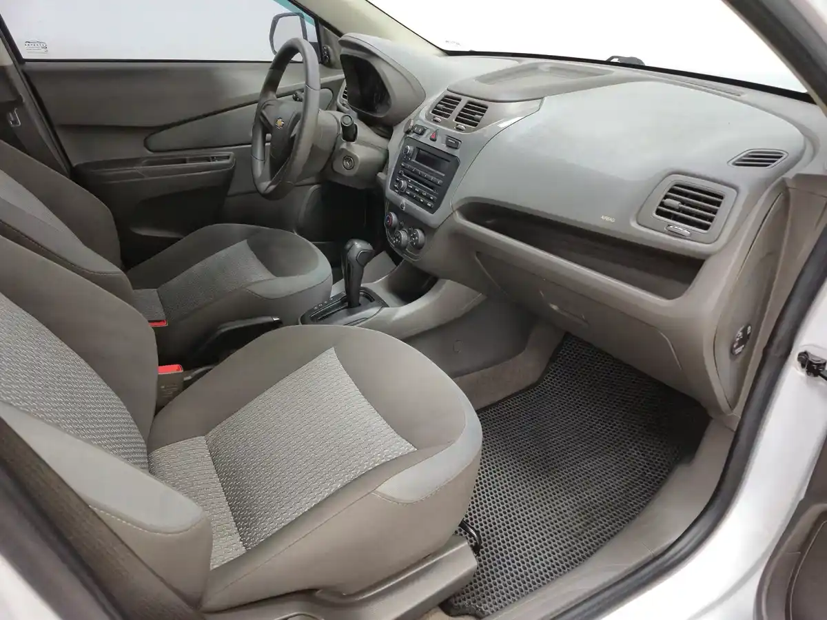 Chevrolet Cobalt - Изображение №17