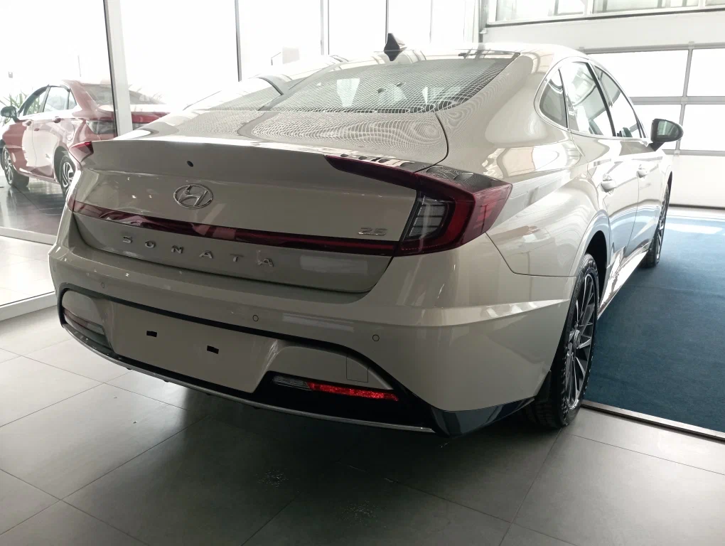 Hyundai Sonata Седан - Изображение №8