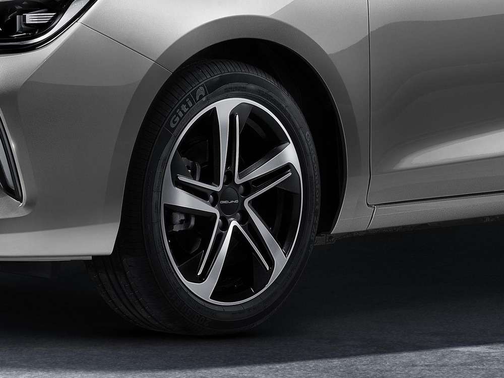 BAIC U5 Plus CNG - Изображение №13