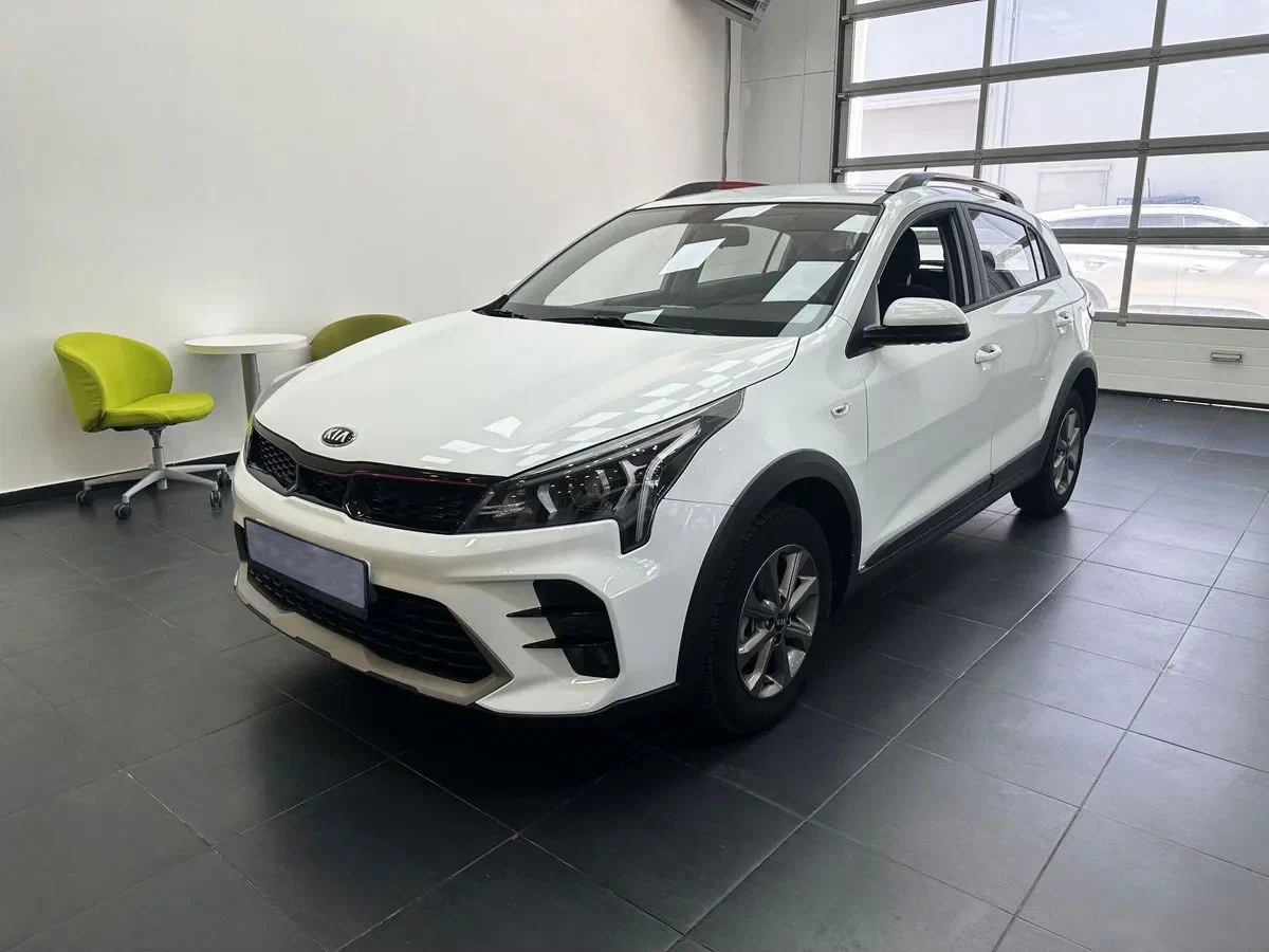 Купить KIA Rio X в Тюмени