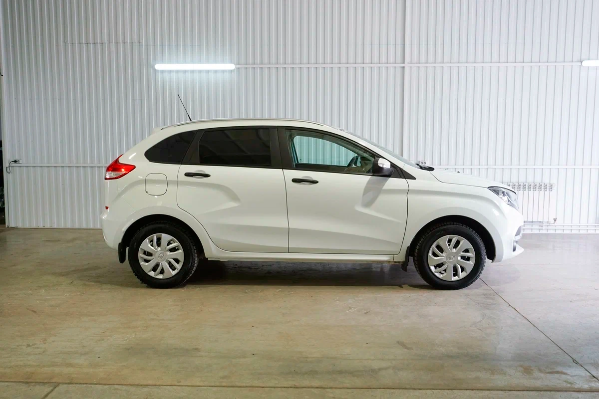 Новый авто Lada Xray в кредит