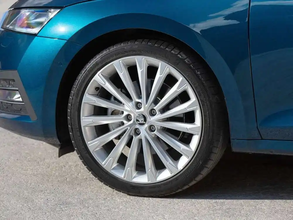 Skoda Octavia - Изображение №15