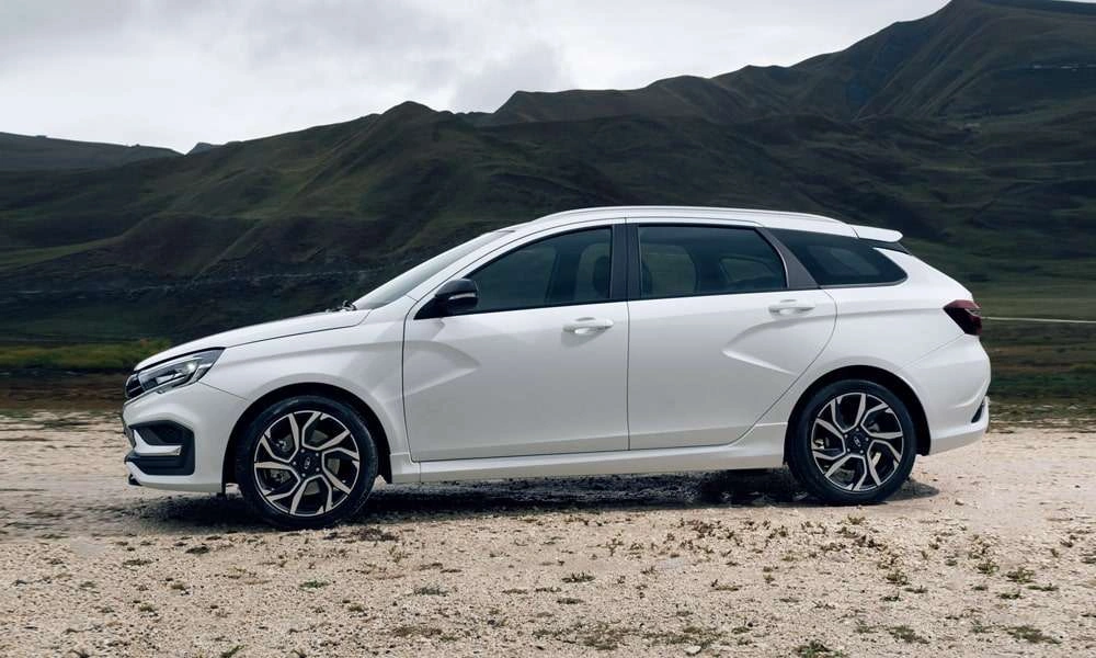 Lada Vesta SW Sportline - Изображение №11