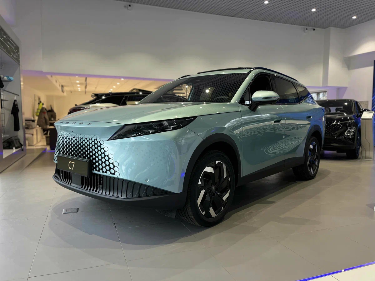 Купить Omoda C7 в Тюмени