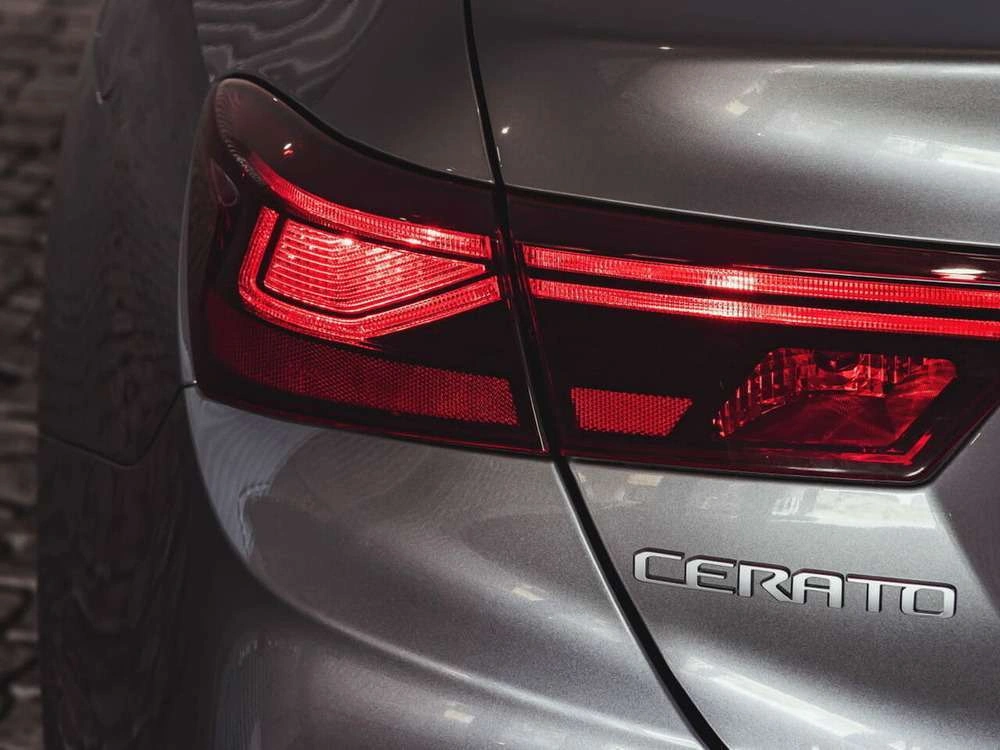 KIA Cerato - Изображение №19