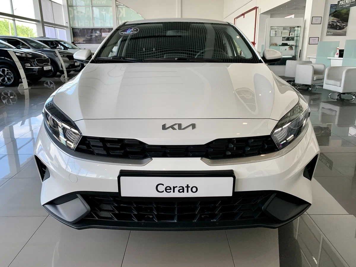 Купить KIA Cerato в Тюмени