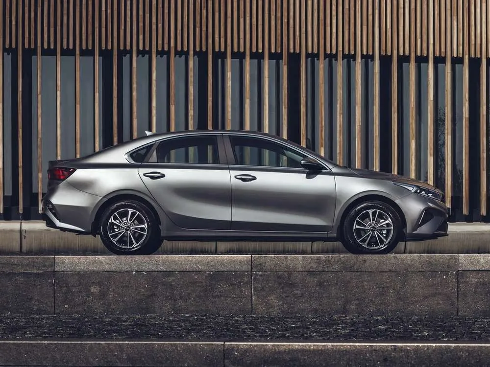 KIA Cerato - Изображение №17