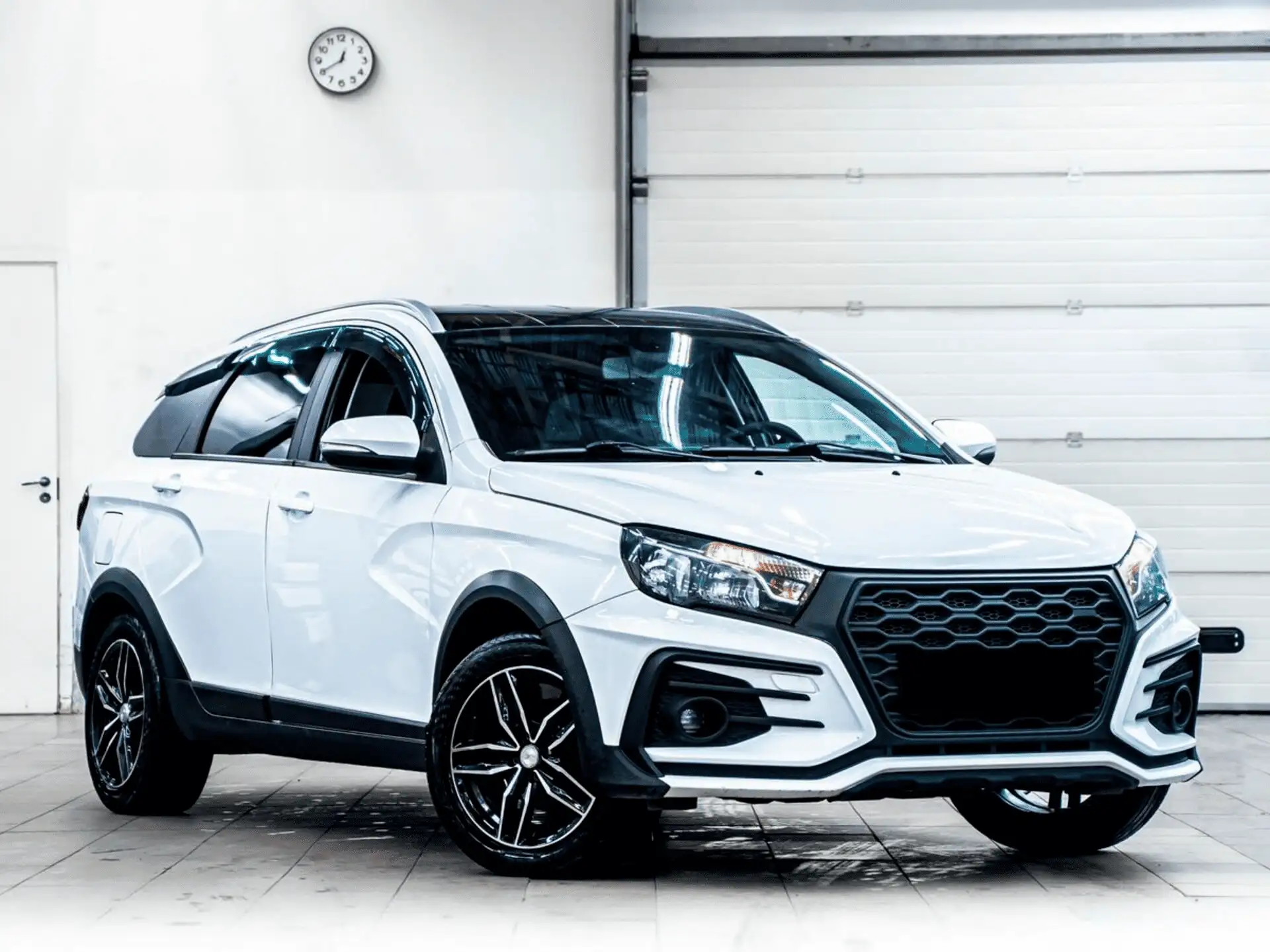 Автомобили Lada Vesta SW Cross по сниженной цене