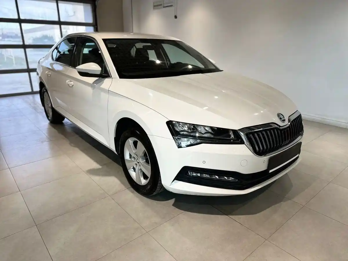 Купить Skoda Superb в Тюмени